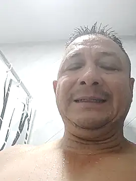 Snapshot of luchoarr chatting on 1, 10, 2025 luchoarr online show from 1, 10, 2025