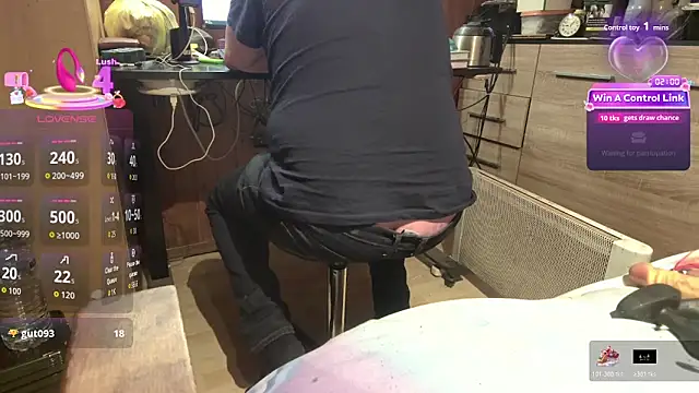 Snapshot of misteryman1956 chatting on 18, 4, 2026 misteryman1956 online show from 18, 4, 2026