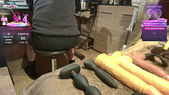 misteryman1956 online show from 7, 7, 2026