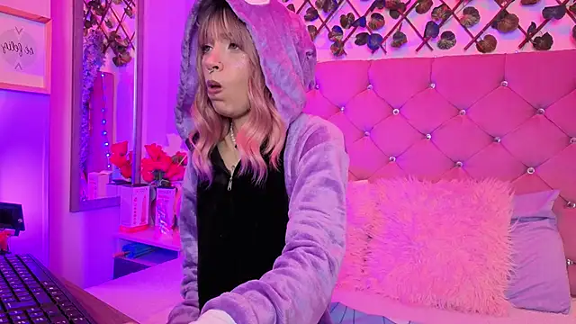 lauren evans96 online show from 18, 2, 2026