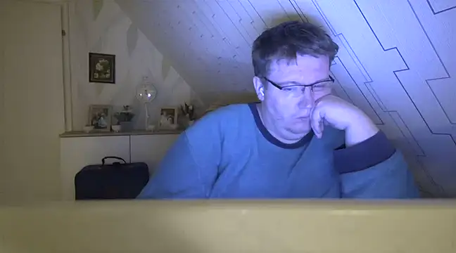 Snapshot of der_alex38 chatting on 9, 2, 2025 der alex38 online show from 9, 2, 2025