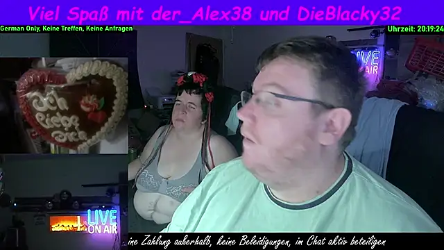 Snapshot of der_alex38 chatting on 11, 10, 2025 der alex38 online show from 11, 10, 2025