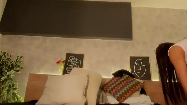 Snapshot of karina_gomez_18 chatting on 24, 2, 2026 karina gomez 18 online show from 24, 2, 2026