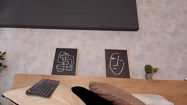 Snapshot of karina_gomez_18 chatting on 2, 4, 2026 karina gomez 18 online show from 2, 4, 2026