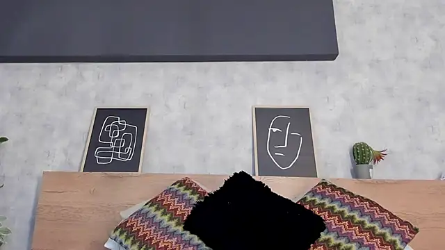 Snapshot of karina_gomez_18 chatting on 14, 4, 2026 karina gomez 18 online show from 14, 4, 2026