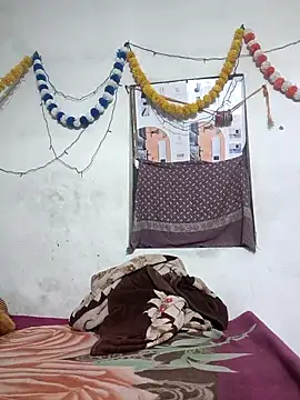 Lily Baby  online show from 8, 4, 2026