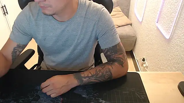 Snapshot of team_dinamite69 chatting on 24, 2, 2026 team dinamite69 online show from 24, 2, 2026