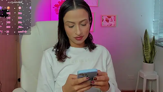 Elena Ruiz online show from 18, 2, 2025