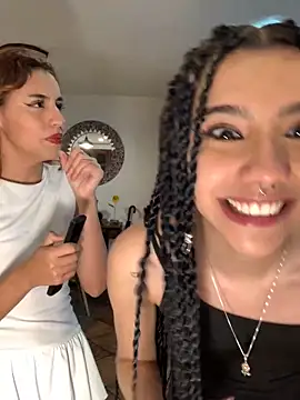 Snapshot of Katee_Jones chatting on 1, 1, 2025 Katee Jones online show from 1, 1, 2025