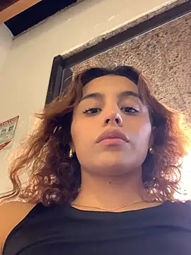 Snapshot of Katee_Jones chatting on 19, 1, 2025 Katee Jones online show from 19, 1, 2025