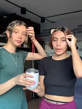 Snapshot of Katee_Jones chatting on 21, 1, 2025 Katee Jones online show from 21, 1, 2025