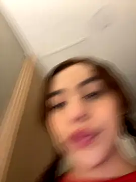 Snapshot of Katee_Jones chatting on 15, 10, 2025 Katee Jones online show from 15, 10, 2025