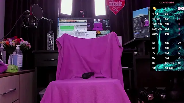 Raissa sky26 online show from 8, 12, 2024