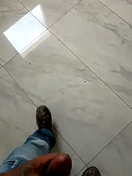 MorenoTatu online show from 10, 4, 2026