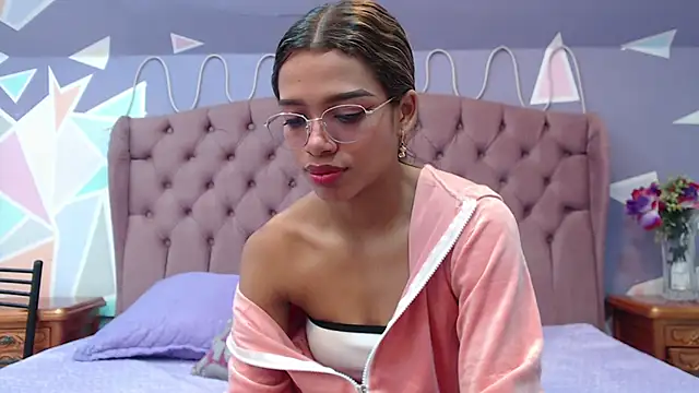 BritneyCollins online show from 20, 2, 2025