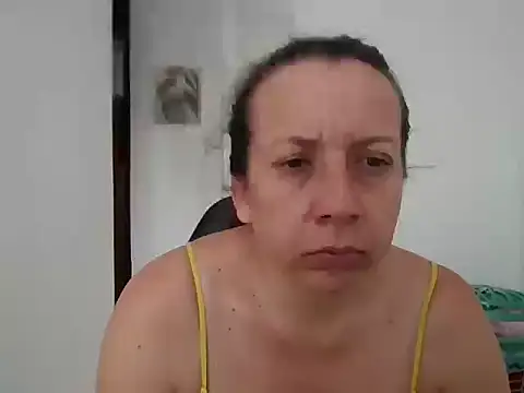 Snapshot of milfevha chatting on 28, 10, 2025 milfevha online show from 28, 10, 2025