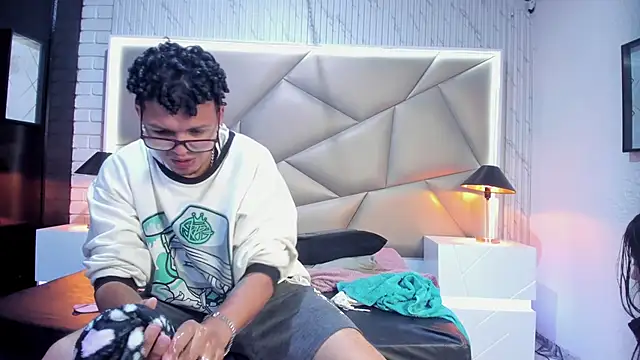 Bonny Bonss online show from 25, 1, 2025