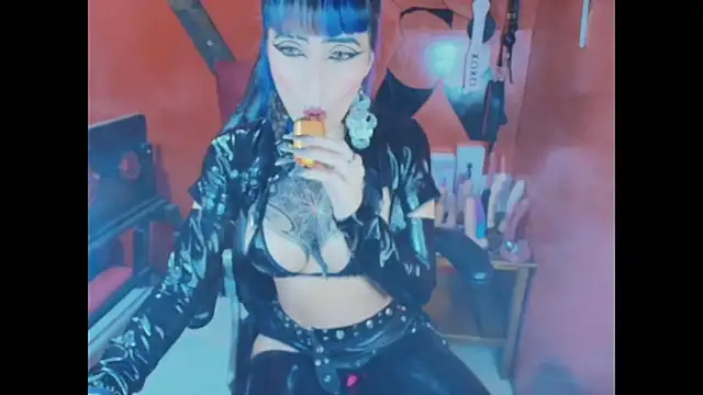 Snapshot of AlissaPeachx chatting on 18, 11, 2025 AlissaPeachx online show from 18, 11, 2025