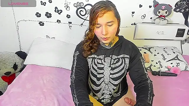 cutekat  online show from 27, 3, 2026