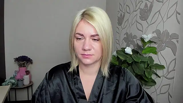 MariaSttone online show from 2, 11, 2025