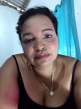 Snapshot of _violetta_- chatting on 12, 4, 2026 violetta - online show from 12, 4, 2026