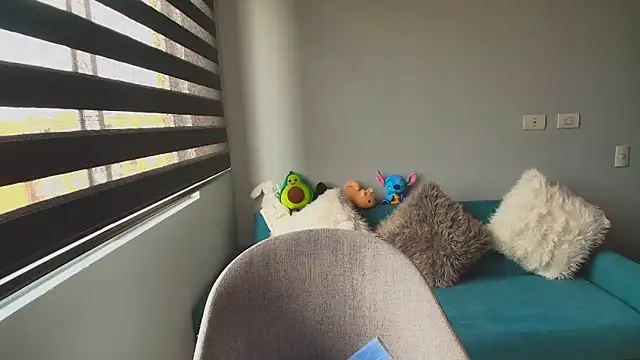 Lauri  fit online show from 16, 3, 2026