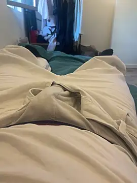 Enzo showww online show from 25, 12, 2024