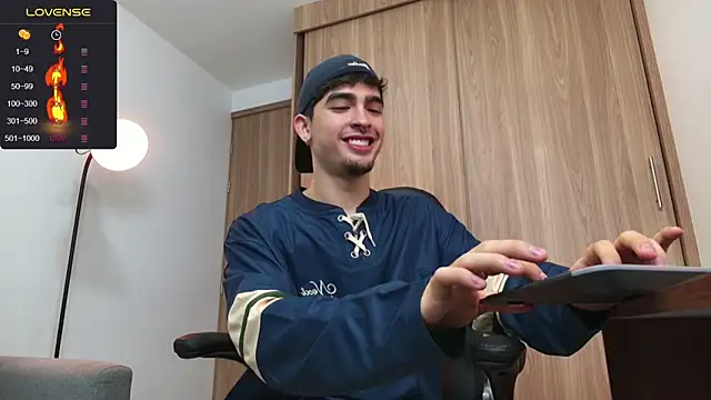 Snapshot of zenn_rush1 chatting on 30, 12, 2024 zenn rush1 online show from 30, 12, 2024