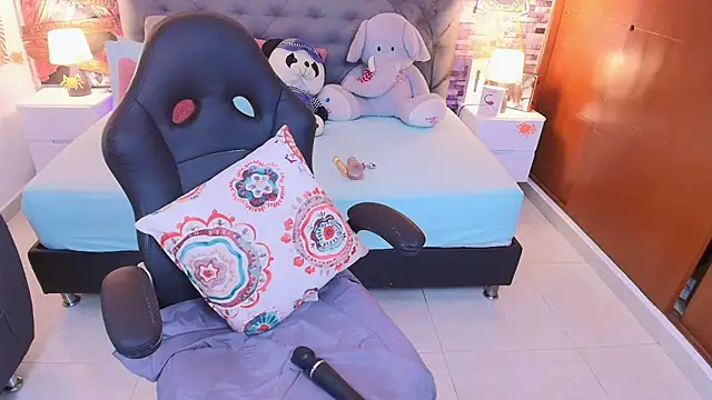 italy   boobs online show from 13, 10, 2025