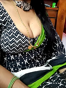 Snapshot of amala_ss chatting on 17, 2, 2025 amala ss online show from 17, 2, 2025