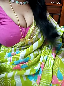 Snapshot of amala_ss chatting on 1, 3, 2025 amala ss online show from 1, 3, 2025