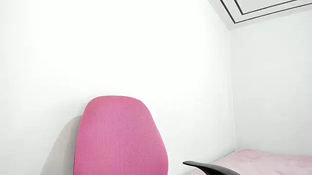 Anniie grey online show from 19, 2, 2025