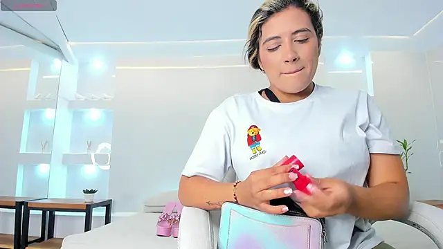 Snapshot of julietha_taylor chatting on 22, 2, 2025 julietha taylor online show from 22, 2, 2025