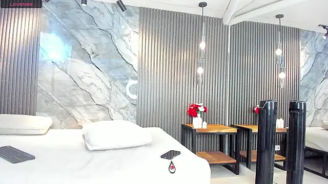 Snapshot of julietha_taylor chatting on 4, 2, 2026 julietha taylor online show from 4, 2, 2026