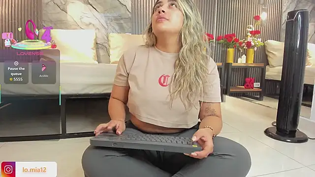 Snapshot of julietha_taylor chatting on 23, 2, 2026 julietha taylor online show from 23, 2, 2026