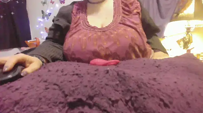 Snapshot of Alli_Kat chatting on 24, 1, 2025 Alli Kat online show from 24, 1, 2025