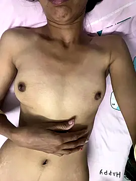 Snapshot of HotRiyacpl chatting on 17, 10, 2025 HotRiyacpl online show from 17, 10, 2025