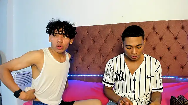 Snapshot of boys_yourparty chatting on 1, 2, 2026 boys yourparty online show from 1, 2, 2026