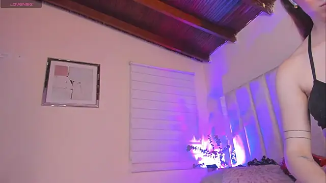 Snapshot of lil_hanna18 chatting on 20, 2, 2025 lil hanna18 online show from 20, 2, 2025