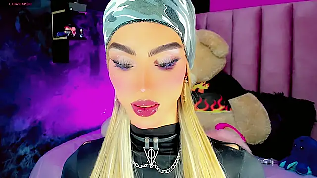 Snapshot of dollswit01 chatting on 28, 2, 2025 dollswit01 online show from 28, 2, 2025