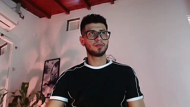 Snapshot of Colby_brown03 chatting on 28, 6, 2026 Colby brown03 online show from 28, 6, 2026