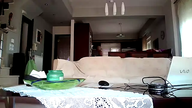 Snapshot of Kalia_Cross chatting on 12, 11, 2025 Kalia Cross online show from 12, 11, 2025