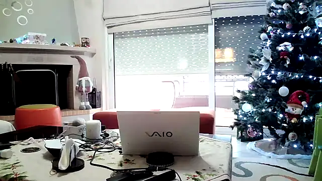 Snapshot of Kalia_Cross chatting on 12, 1, 2026 Kalia Cross online show from 12, 1, 2026