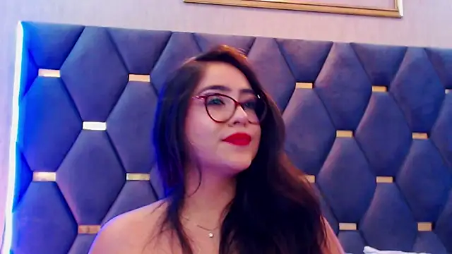 Snapshot of DevonPiers chatting on 3, 12, 2024 DevonPiers online show from 3, 12, 2024