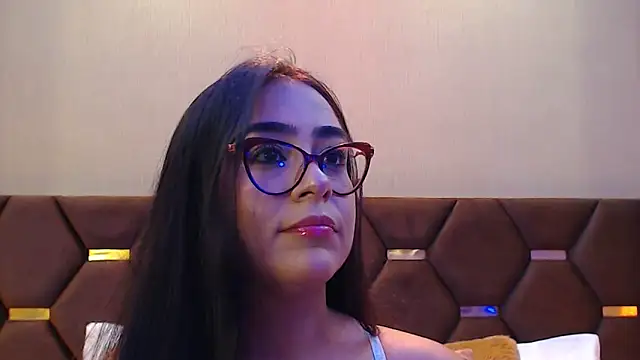 Snapshot of DevonPiers chatting on 6, 2, 2025 DevonPiers online show from 6, 2, 2025