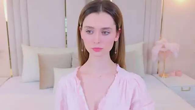 Snapshot of MarybethSnow chatting on 27, 2, 2026 MarybethSnow online show from 27, 2, 2026