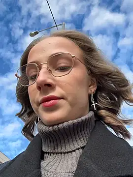 Snapshot of CaseyStar chatting on 7, 1, 2025 CaseyStar online show from 7, 1, 2025