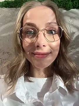 Snapshot of CaseyStar chatting on 29, 1, 2025 CaseyStar online show from 29, 1, 2025