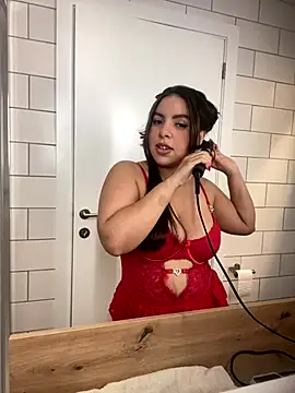 Snapshot of brazilianbbinuk chatting on 15, 12, 2025 brazilianbbinuk online show from 15, 12, 2025