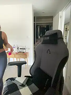 Snapshot of brazilianbbinuk chatting on 13, 1, 2026 brazilianbbinuk online show from 13, 1, 2026